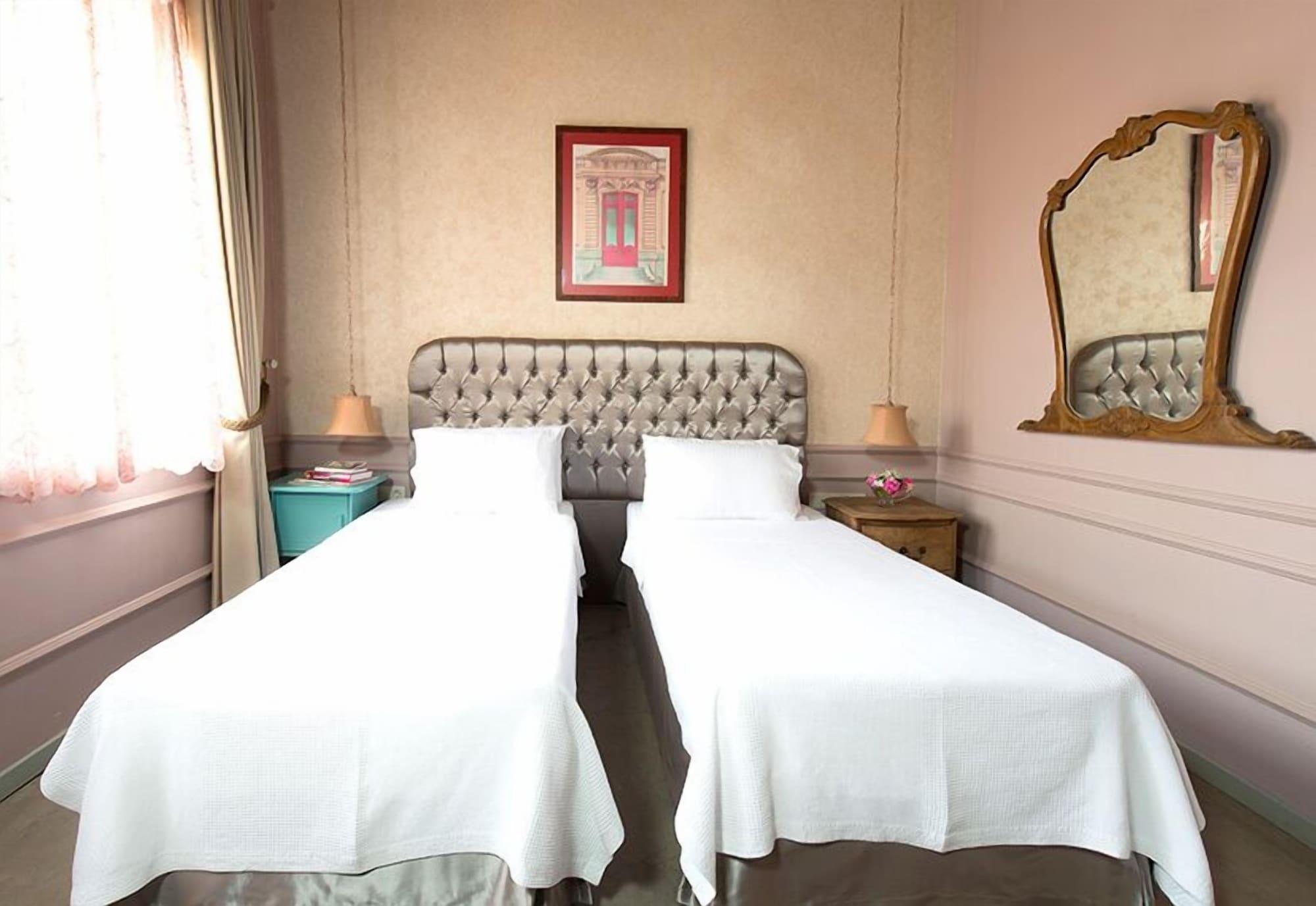 Alacati Kostem Hotel - Special Category Esterno foto